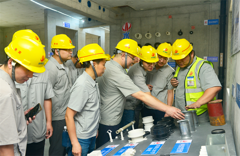 为进一步推进优质客户高效履约，提升交付品质、达成客户满意，2025年6月25日，Stake官网建设集团在上海组织召开2025年越秀地产、华润置业客户履约推进会。